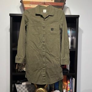 Vans dress it has pockets!!